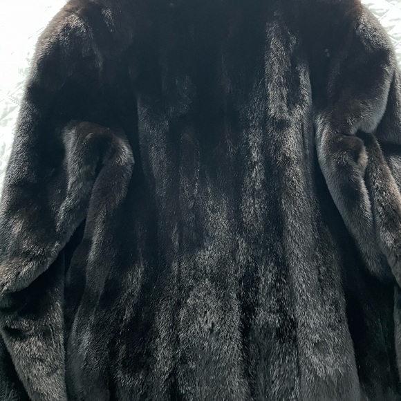 Fur coat mink - Picture 4 of 15